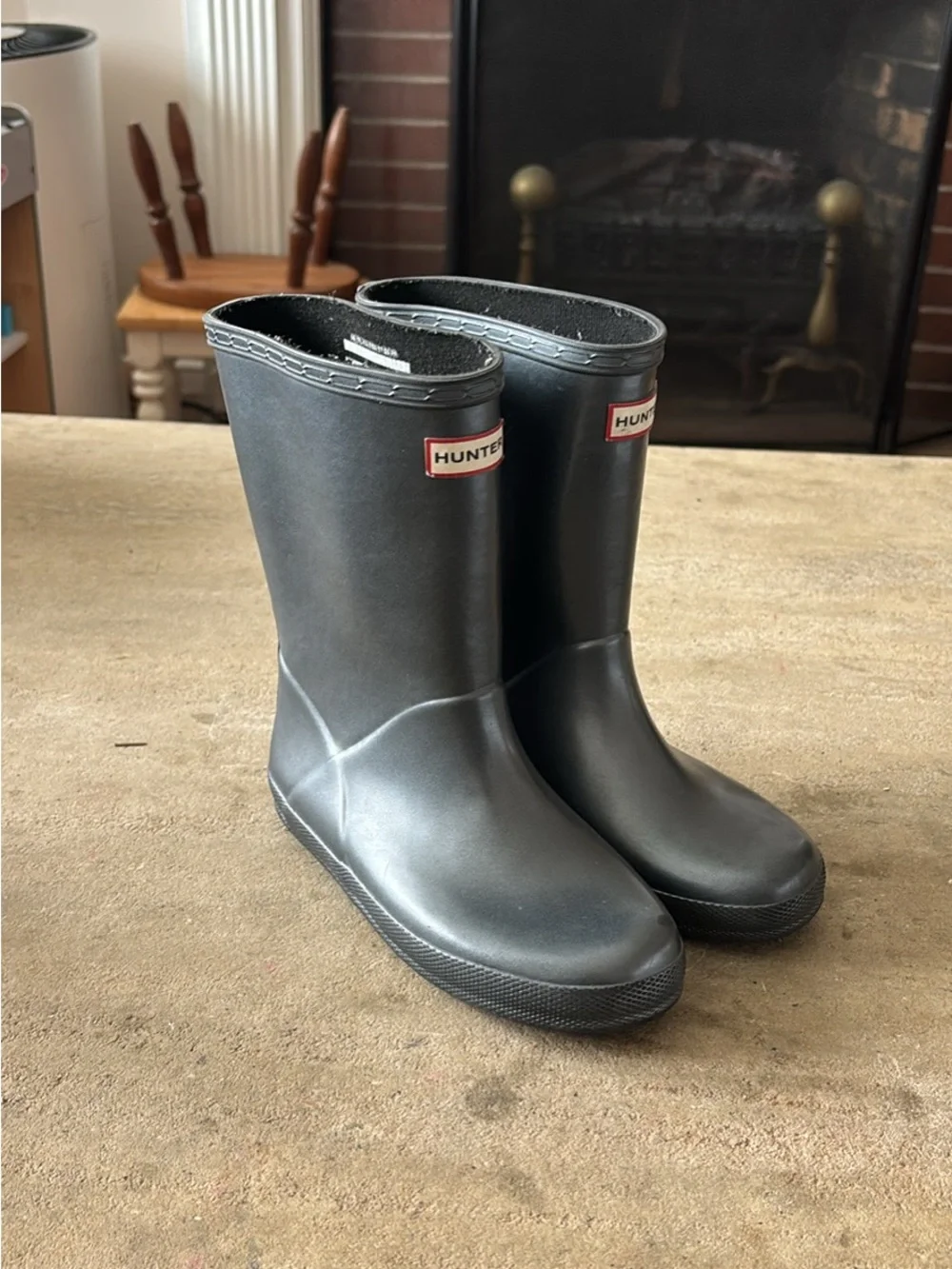 Hunter Kids First Classic Rain Boots Metallic Black Waterproof Rubber  A-4